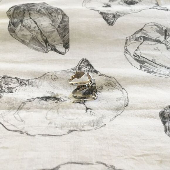 ☆ Brand New ☆ Cody Sanderson Double Large Arrow Large Star Ring - US5.5 - Unisex - Picture 2 of 6